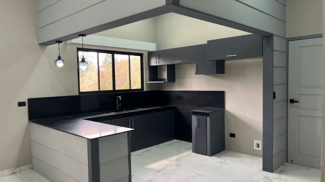 Modern House in Villas del Rio