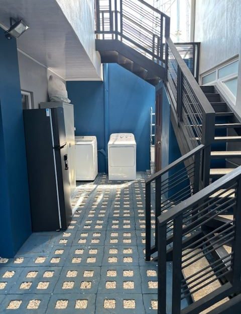 7 unit apartment complex 4 min. from Atenas Center in tranquil area