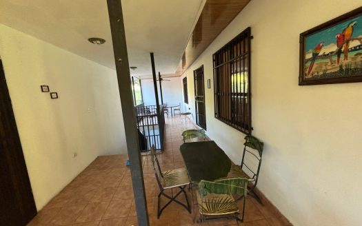 Large multi unit home in cool climate of Atenas