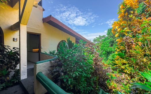 Exclusive Villa in Manuel Antonio, Costa Rica: Tranquility and Pacific Ocean Views at Villas Nicolas