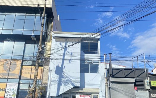 PRICE DROP: Hot Location for Retailers next to Mc Donalds Heredia