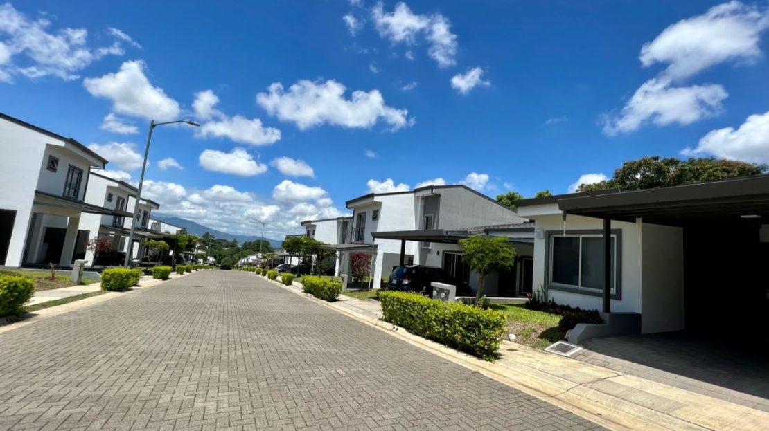 Costa Rica Real Estate