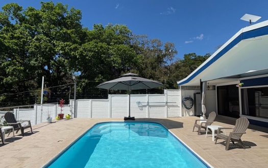 Your Atenas-based newly remodeled home!