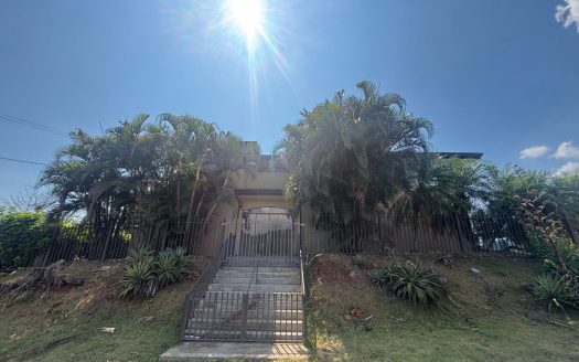 Spacious homes with nice finishes in the Atenas countryside