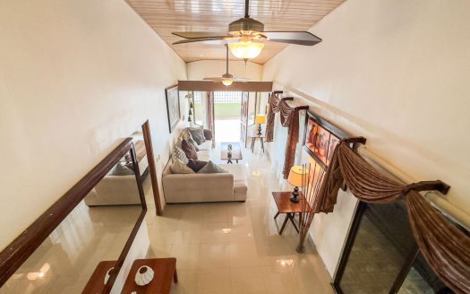 Manuel Antonio Outskirts – Impeccable Four-Bedroom Home for Sale