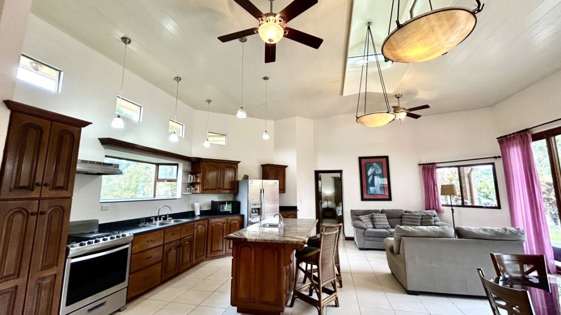 Upscale 2 Bedroom Home in the Private Gated Community of Buena Vista