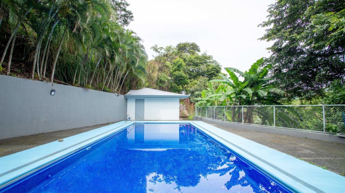 Property with 2 large apartments