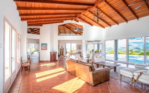 Stunning Southwestern style luxury home in Atenas with Guest house and Casita