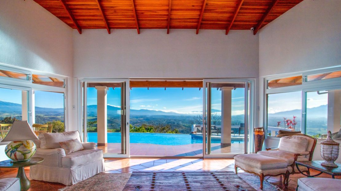 Stunning Southwestern style luxury home in Atenas with Guest house and Casita