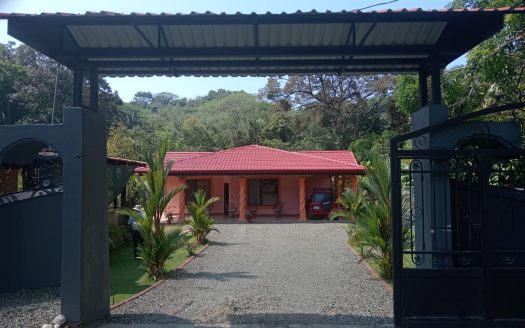 Comercial Property Hatillo, Dominical.