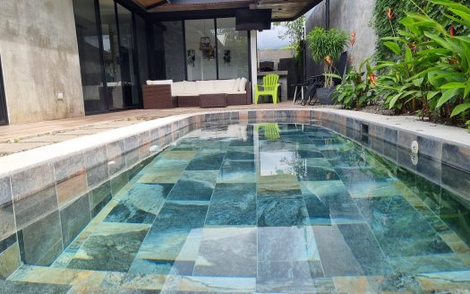 Modern Design Home walking distance to the Beach