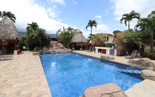 ELEGANT HOME “REDUCED TO SELL” IN A “NATURE RESORT” COMMUNITY