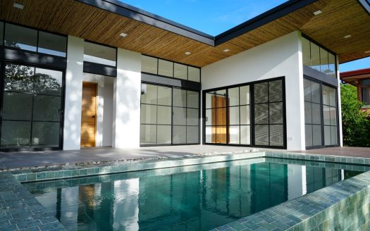 Parrita>Esterillos  79966 | RE/MAX Costa Rica Real Estate