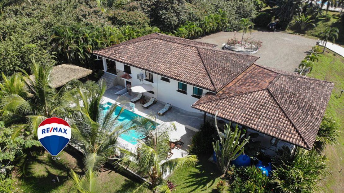 Parrita>Esterillos For Sale 89452 | RE/MAX Costa Rica Real Estate