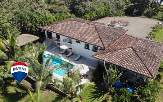 Parrita>Esterillos For Sale 89452 | RE/MAX Costa Rica Real Estate