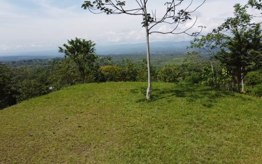 Amazing town & mountain views