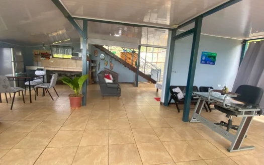 Rustic Home and Guest House – Mountain and Ocean View