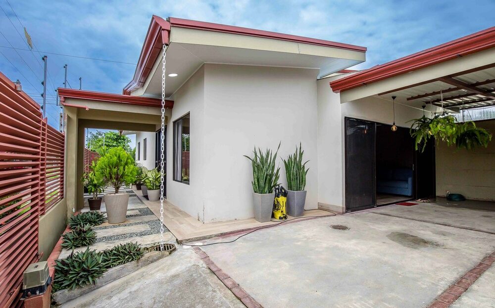 Quepos For Sale 32010 | RE/MAX Costa Rica Real Estate