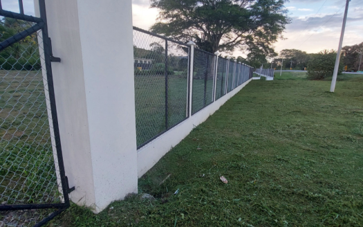 Prime commercial highway location