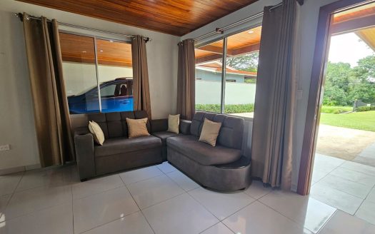 Charming 2b/2ba Home with Office & Garden Oasis –Minutes from Downtown Atenas