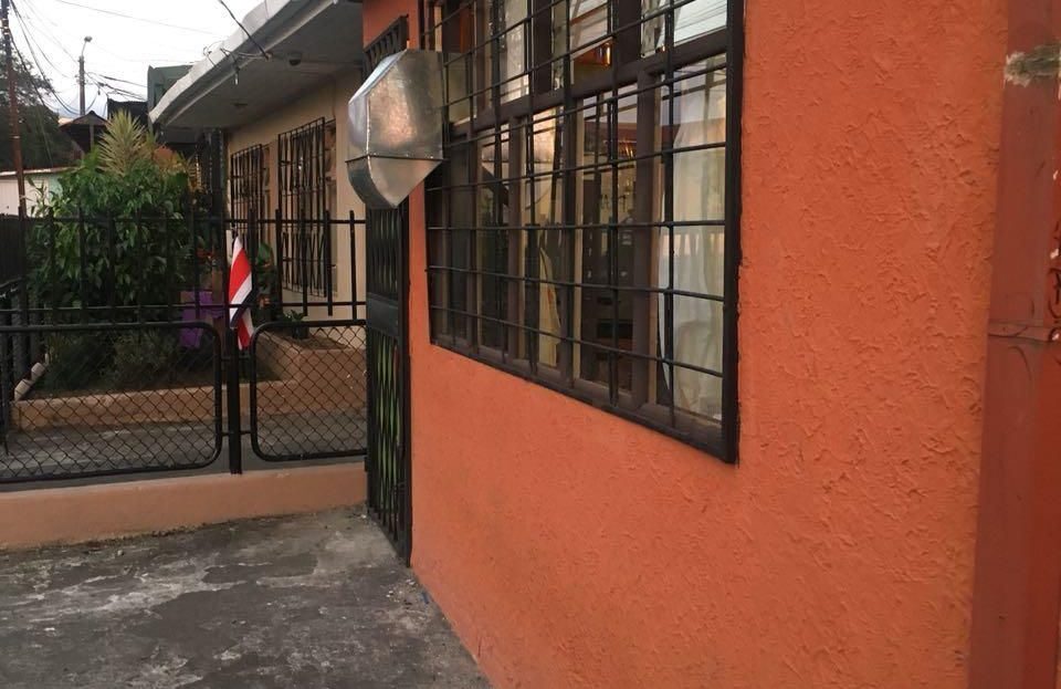 Commercial Building in the Heart of Guadalupe