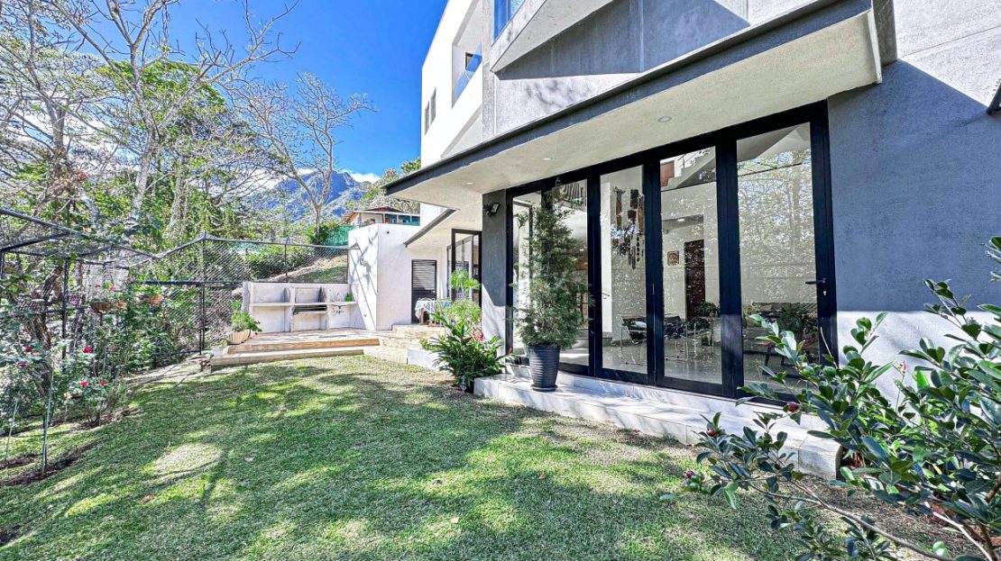 Costa Rica Real Estate