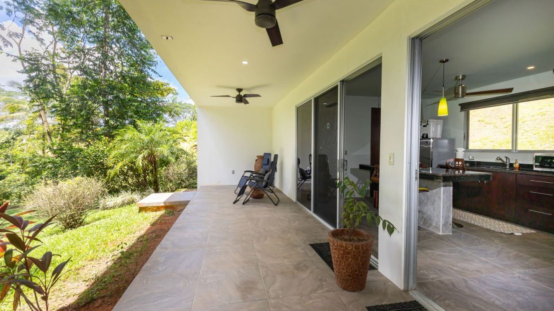 Modern Lakeview Home with Guest Apartment in Finca Tranquila Manuel Antonio |Costa Rica