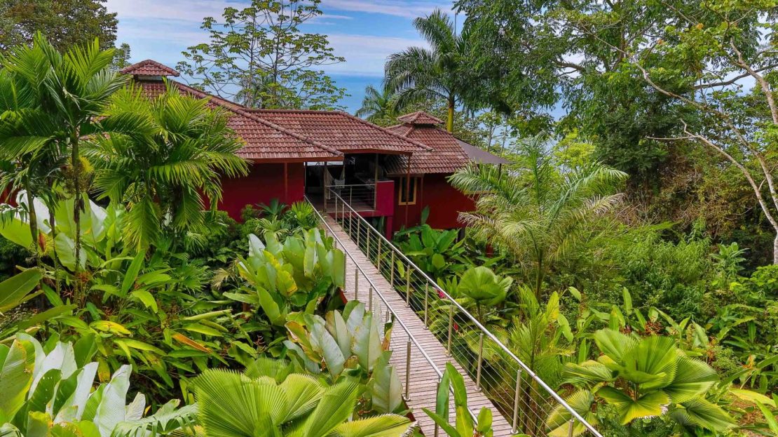 Casa Perezoso – Lavish Ocean View Estate in Escaleras