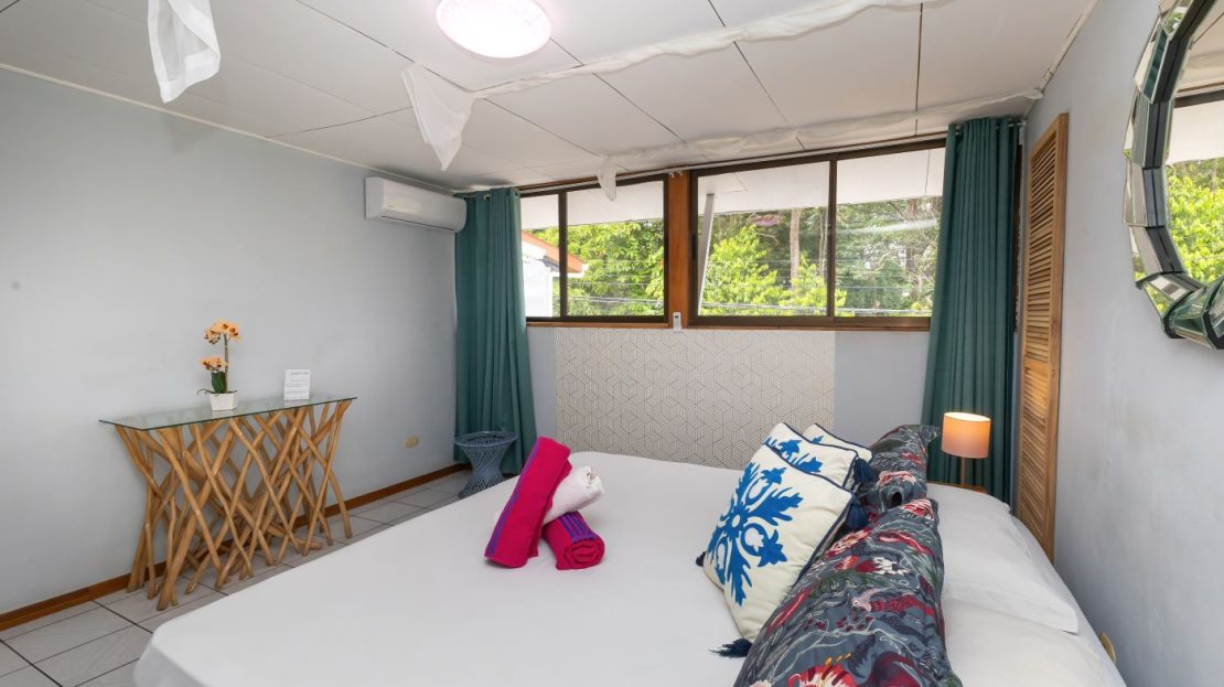 Charming 3-Unit Rental Property in the Heart of Manuel Antonio