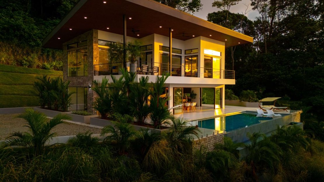 Luxurious 4-Bed House – a Marvel of Craftsmanship