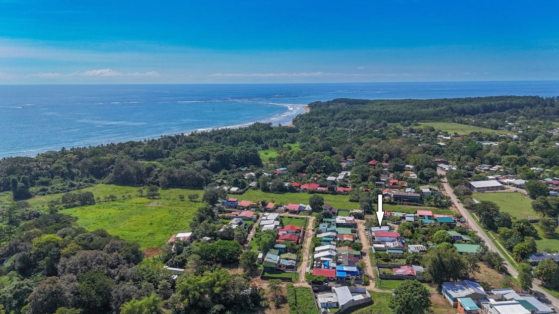 A House With An Upper Live-In Suite & Two Fully Serviced Downstairs Rental Apartments