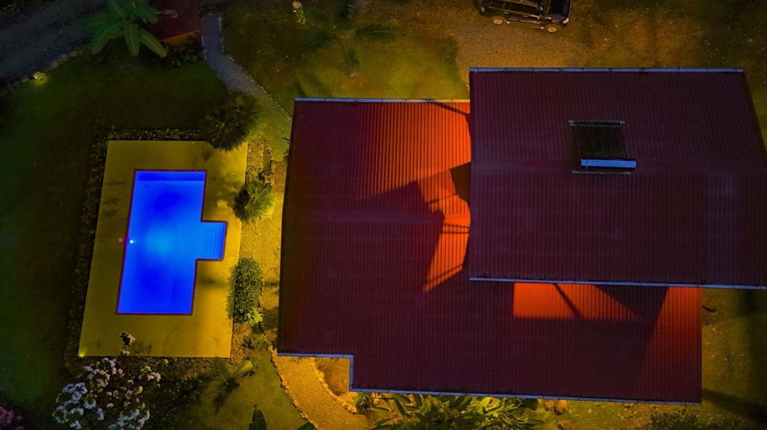 Riverside Jungle House for Sale near Plaza Ventanas – Private Home with Pool