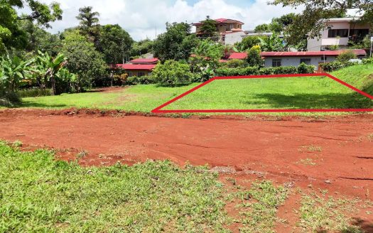 Exclusive & Rare Opportunity: Build Your Dream Home on This Stunning 394 m² Lot Near Downtown!