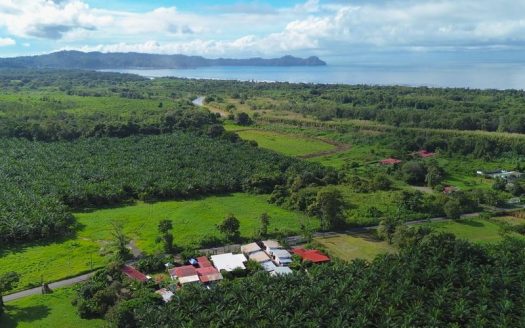 4 Boutique Rental Villas + Main House with Private Pool in Quepos