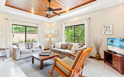 Casa Ela #4 ~ Spacious 2 Bedroom Villa Walking Distance to Tamarindo Beach