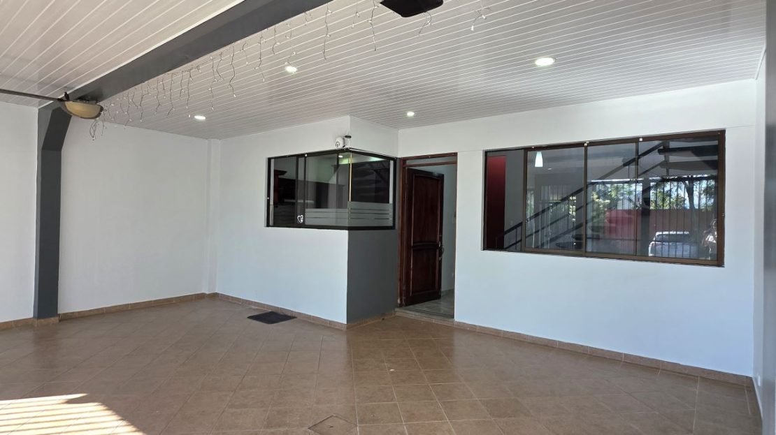 Spacious and strategically located two-story home in Mercedes Norte