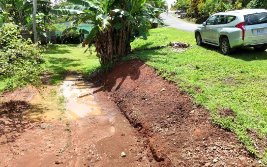 Exclusive & Rare Opportunity: Build Your Dream Home on This Stunning 663 m² Lot Near Downtown!