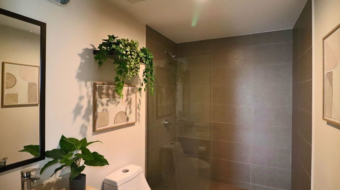 For Sale 2BD/2BA Apartment+ 2 Parking Spaces-San Pedro-VH