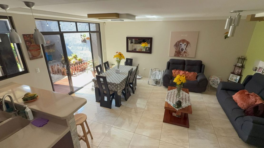 Casa de 4 habitaciones en Cartago