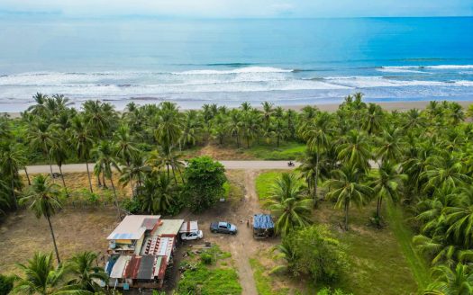 Sublime Beachfront Property in Palo Seco – 2284 m2 + River + House (30 minutes from Manuel Antonio)