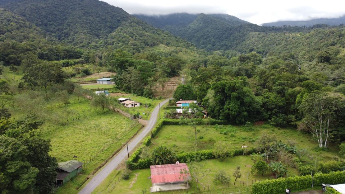 Quinta Bijagua Views of Tenorio Volcano