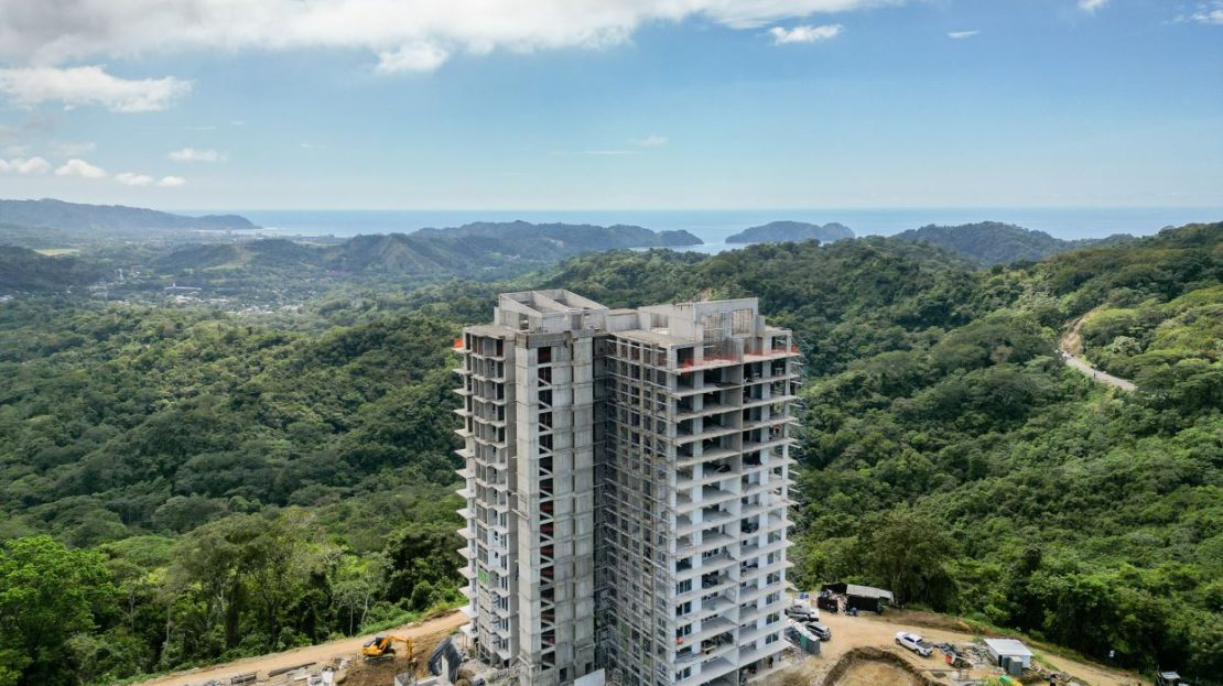 Luxurious Apartment with Unmatched Views of the Ocean - Most Exclusive Condominium near Jaco