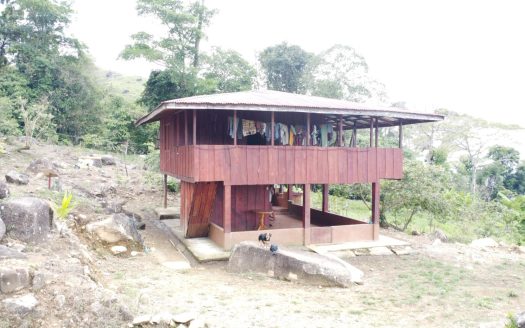 Rustic Mountain Retreat in La Colonia, Costa Rica – 2.5 Acres with Valley Views, Creek & Off-Grid