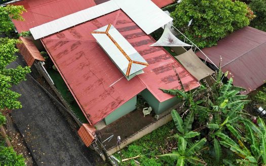 Spacious 3-Bedroom Home in Sought-After Manuel Antonio Neighborhood