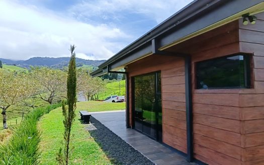 House for Sale, Sucre, San Carlos.