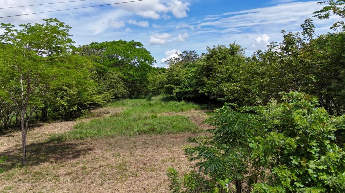 UNIQUE OPPORTUNITY IN OROTINA – 3