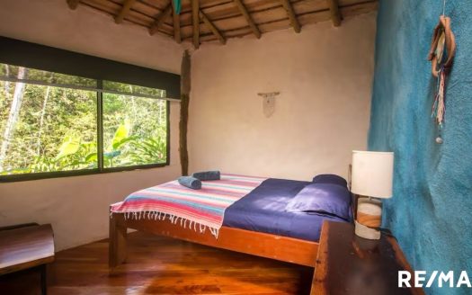 Oceanview Multi-Home Property