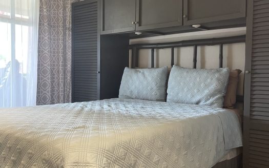 Stunning Remodeled two bed room Paradise Condo