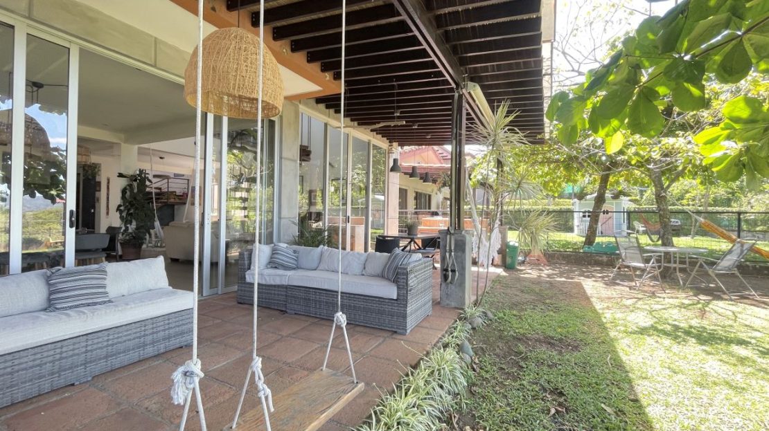 Modern house with great view in La Guacima de Alajuela