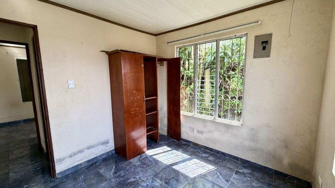Small house near Tilarán and  Lake Arenal